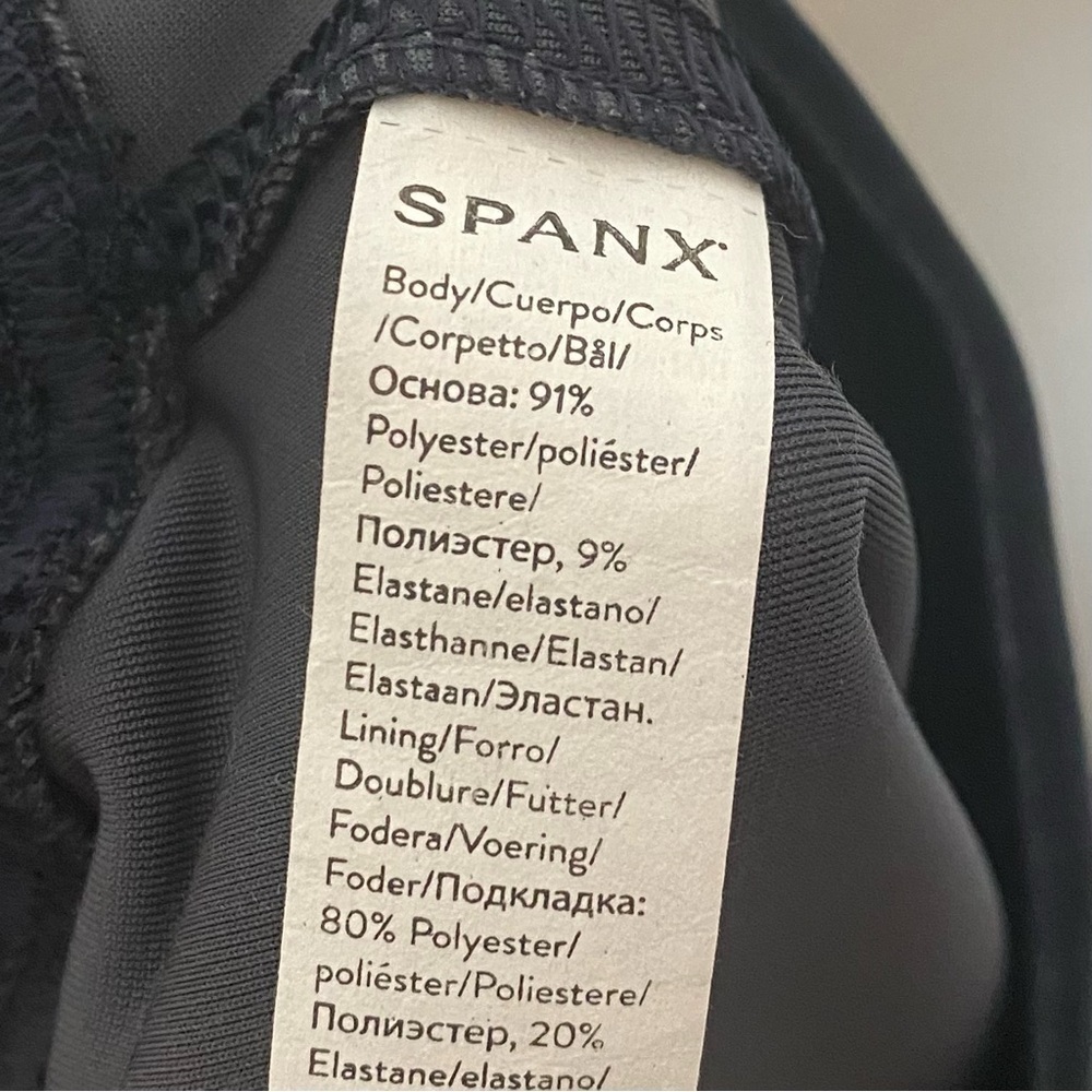 Spanx Velvet Leggings in Navy Blue - Picture 8 of 9